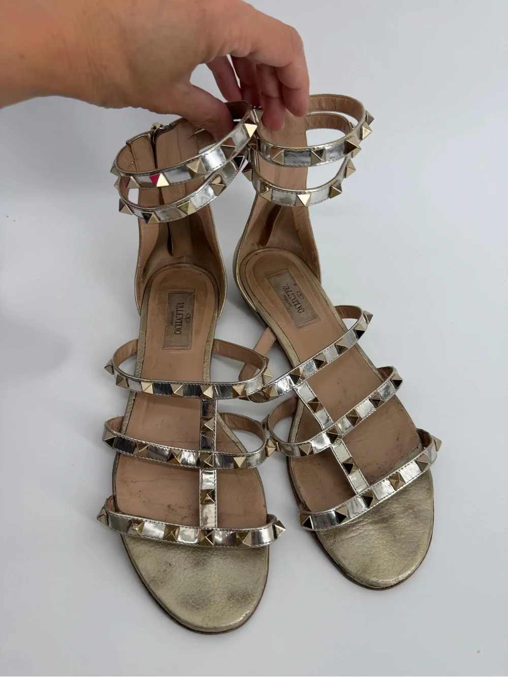 Valentino Garavani Rockstud Metallic Cage Gladiator Flat Sandals Size 37.5
